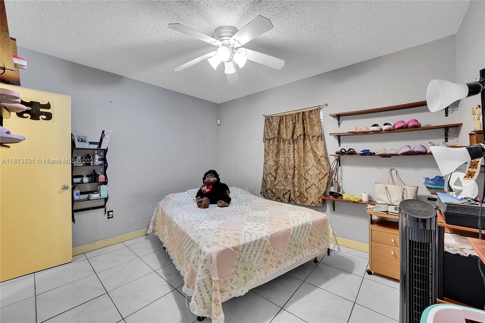 525 NE 126th St, North Miami, Florida image 13