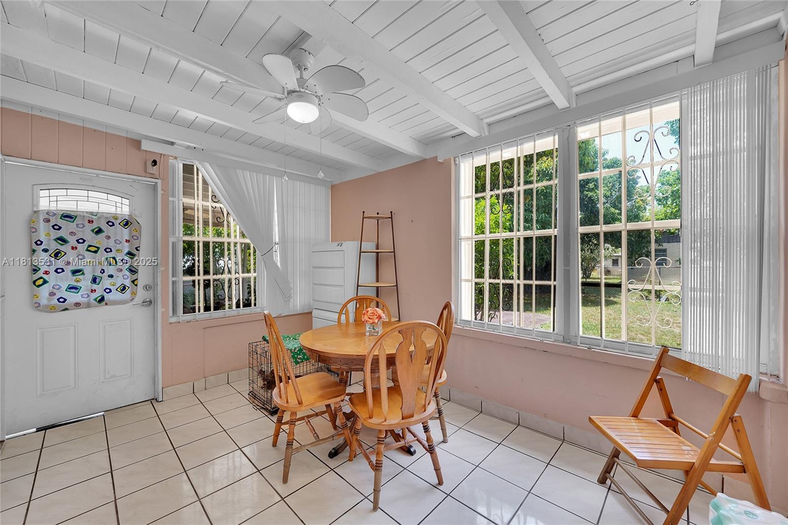 525 NE 126th St, North Miami, Florida image 21
