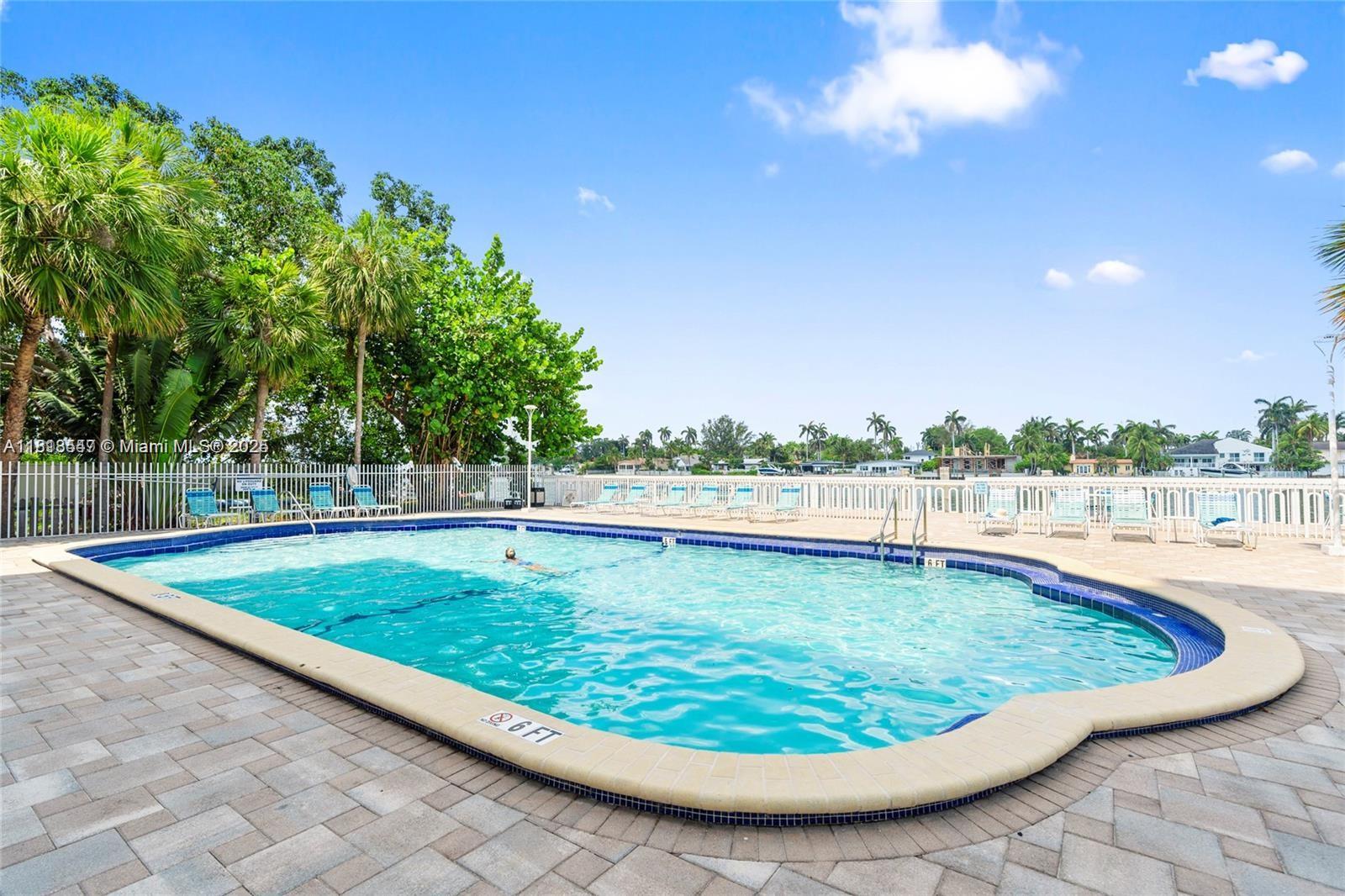 1455 N Treasure Dr #3R, North Bay Village, Florida image 9