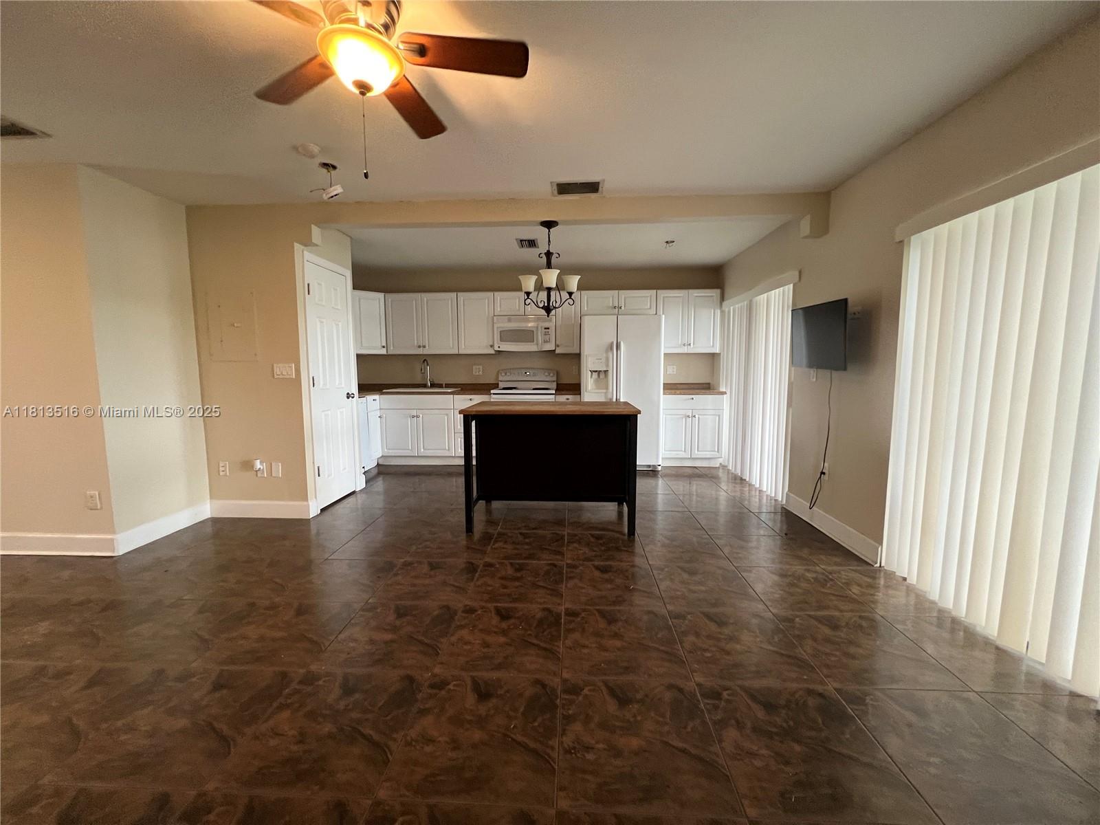Property photo # 4