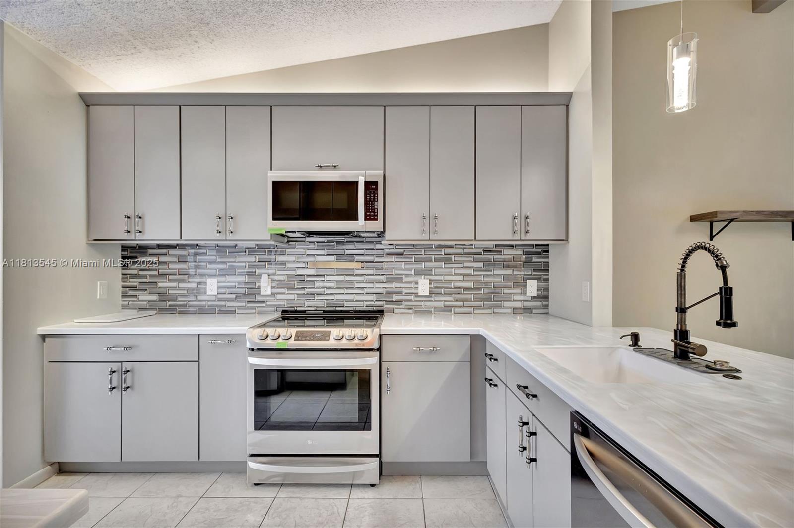 4864 Sable Pine Circle #A, West Palm Beach, Florida image 10