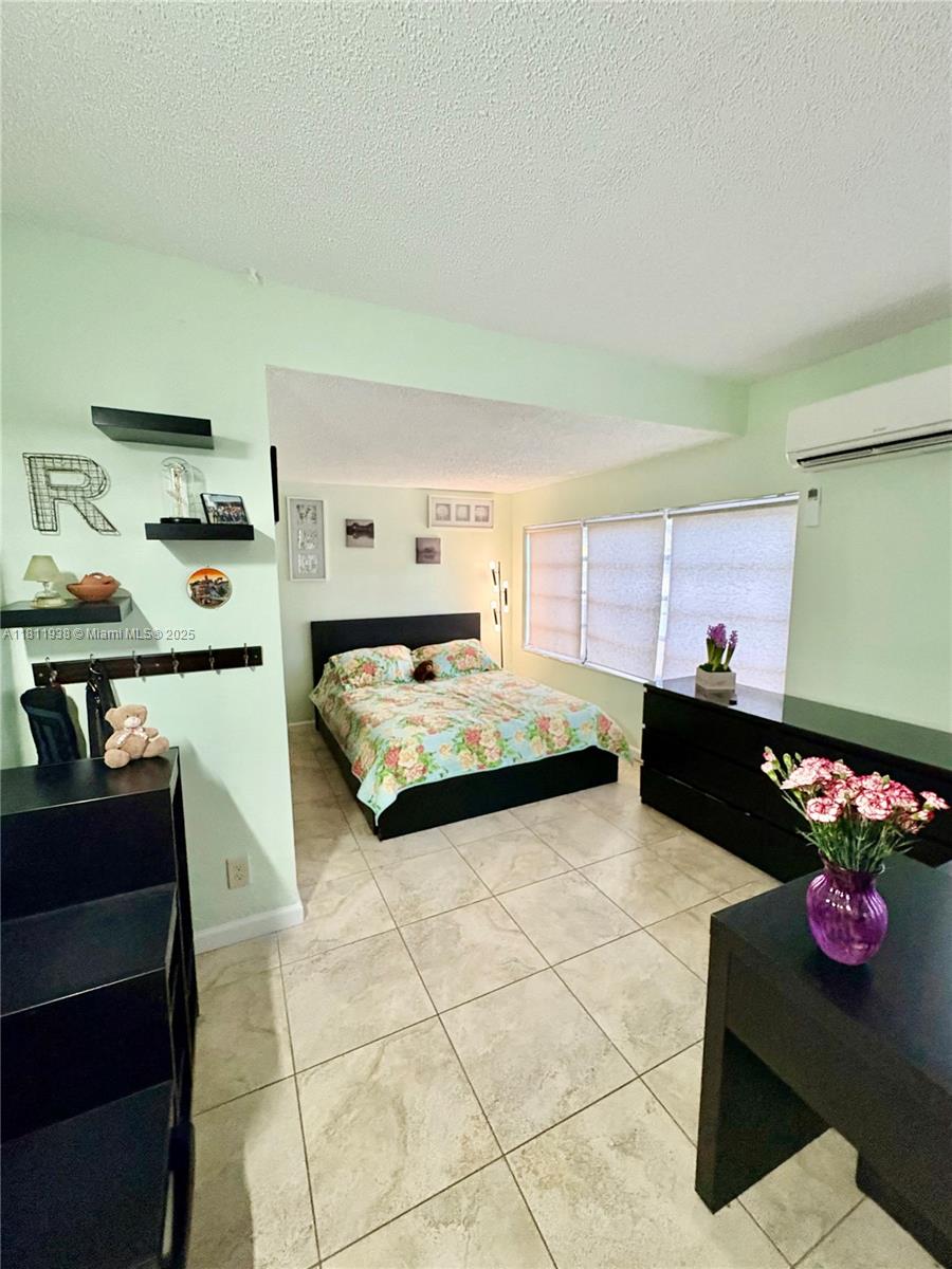 917 N 26th Ave, Hollywood, Florida image 5