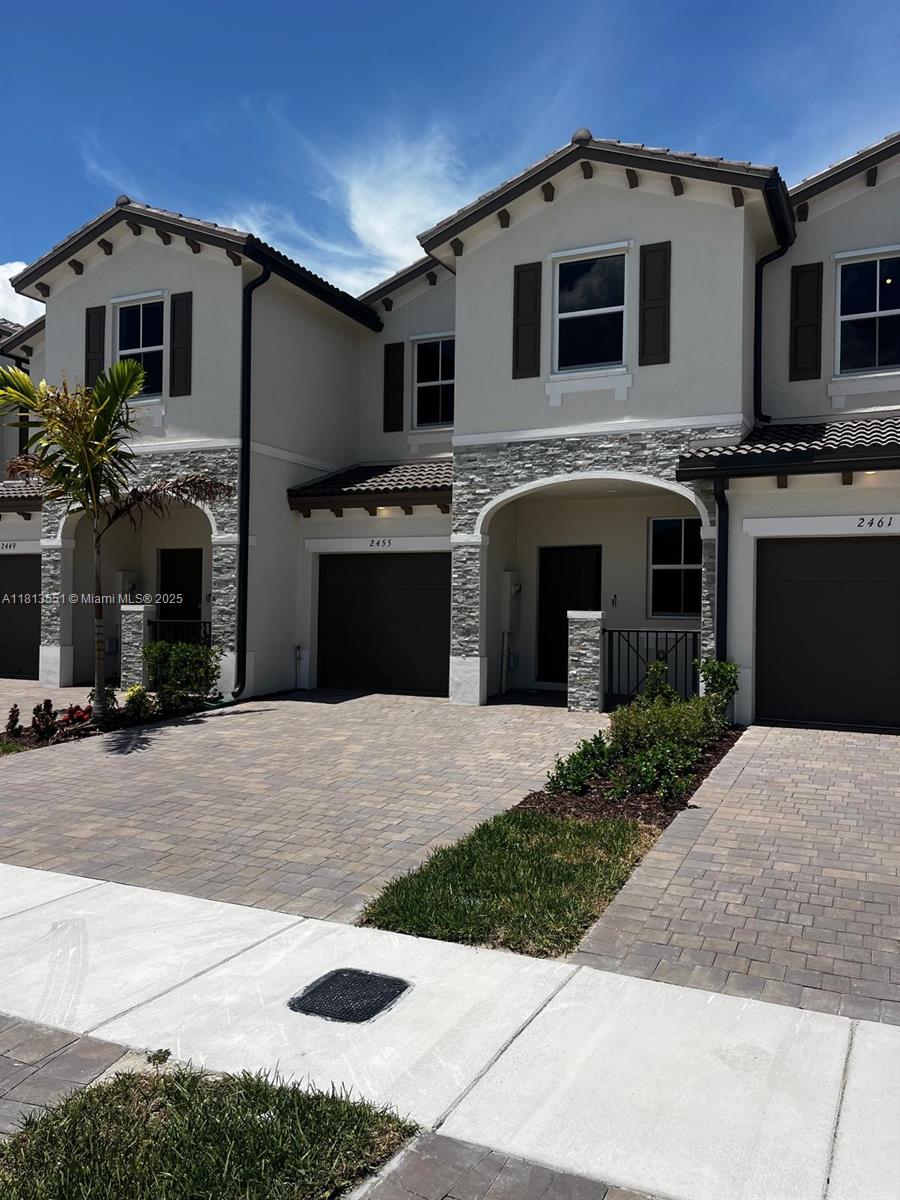 Property photo # 6