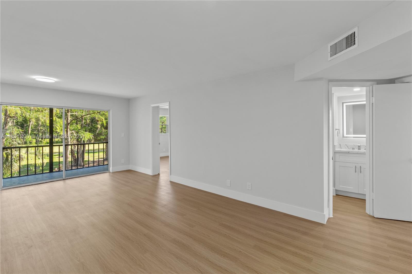 7900 S Colony Circle #206, Tamarac, Florida image 6