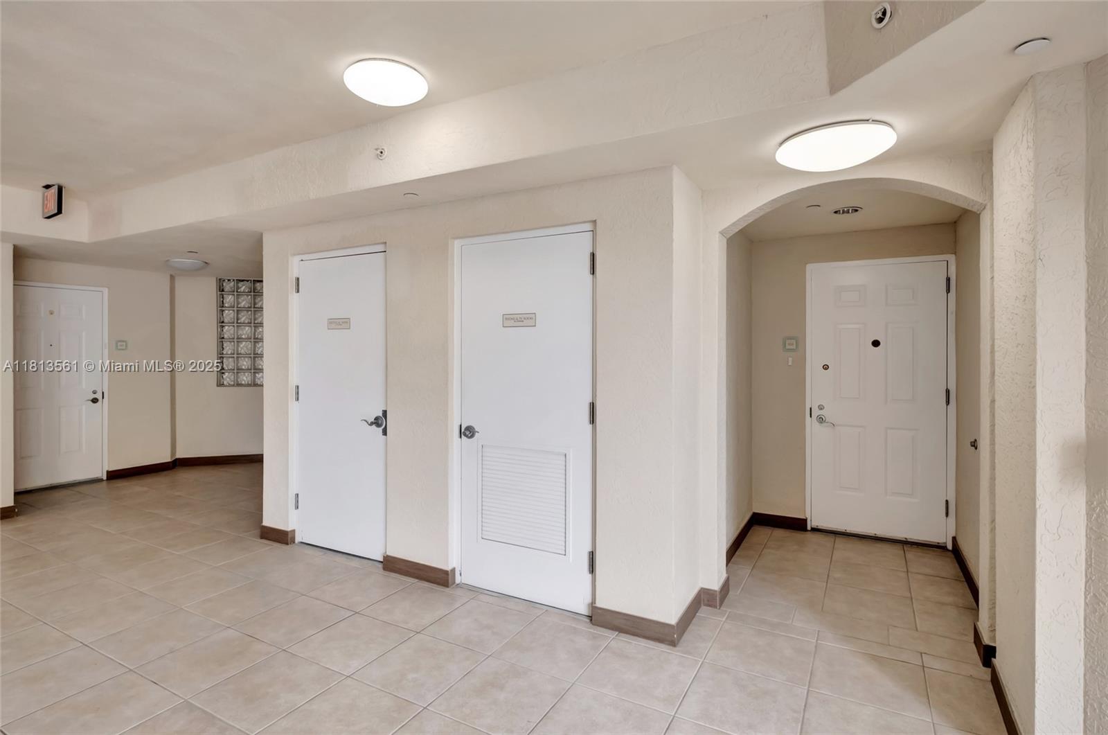 3330 NE 190th St #416, Aventura, Florida image 28