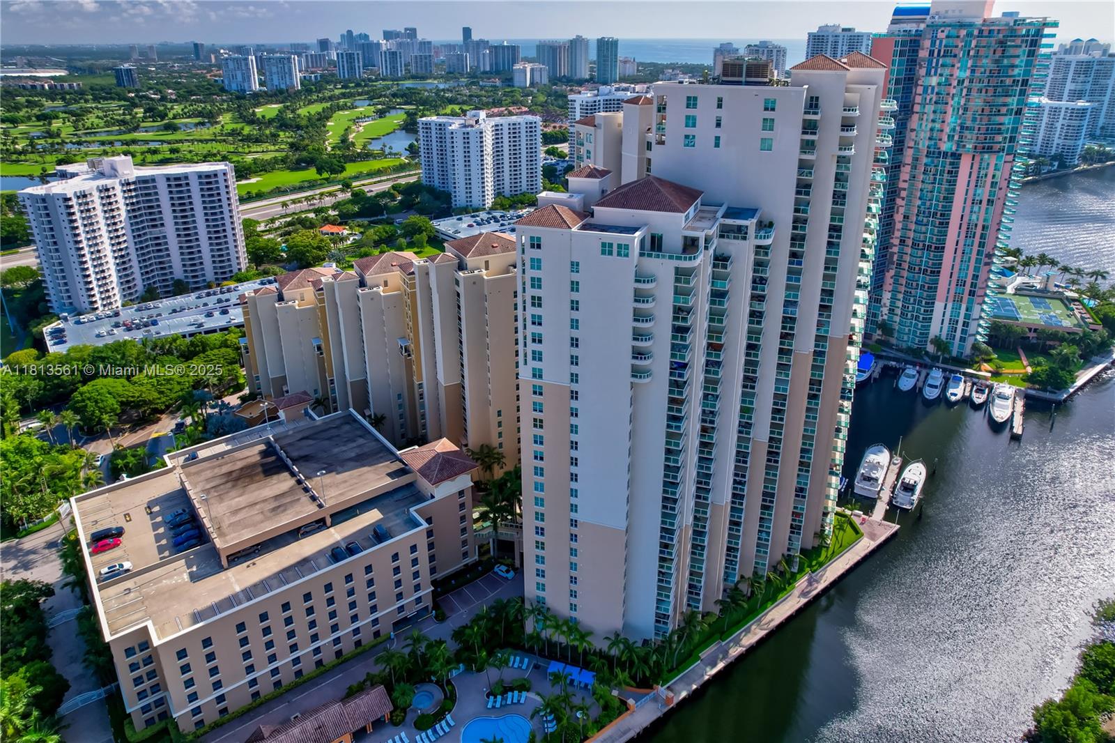 3330 NE 190th St #416, Aventura, Florida image 34