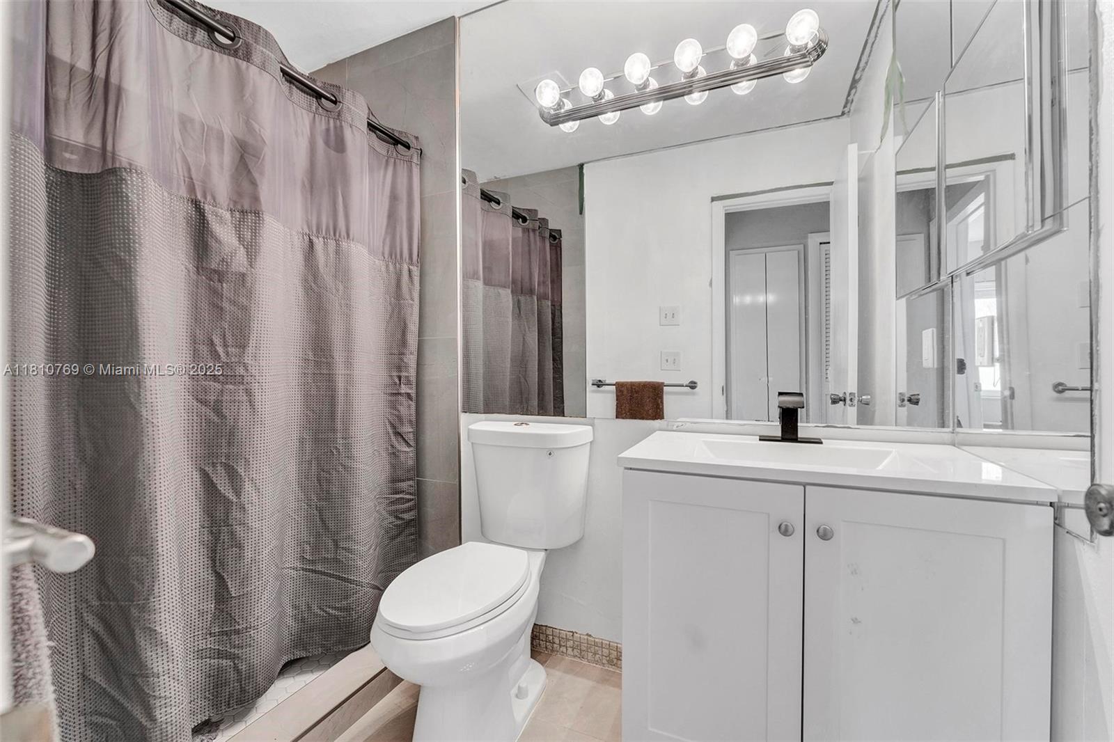 3400 Cherry Garden Cir #156, Lauderhill, Florida image 31