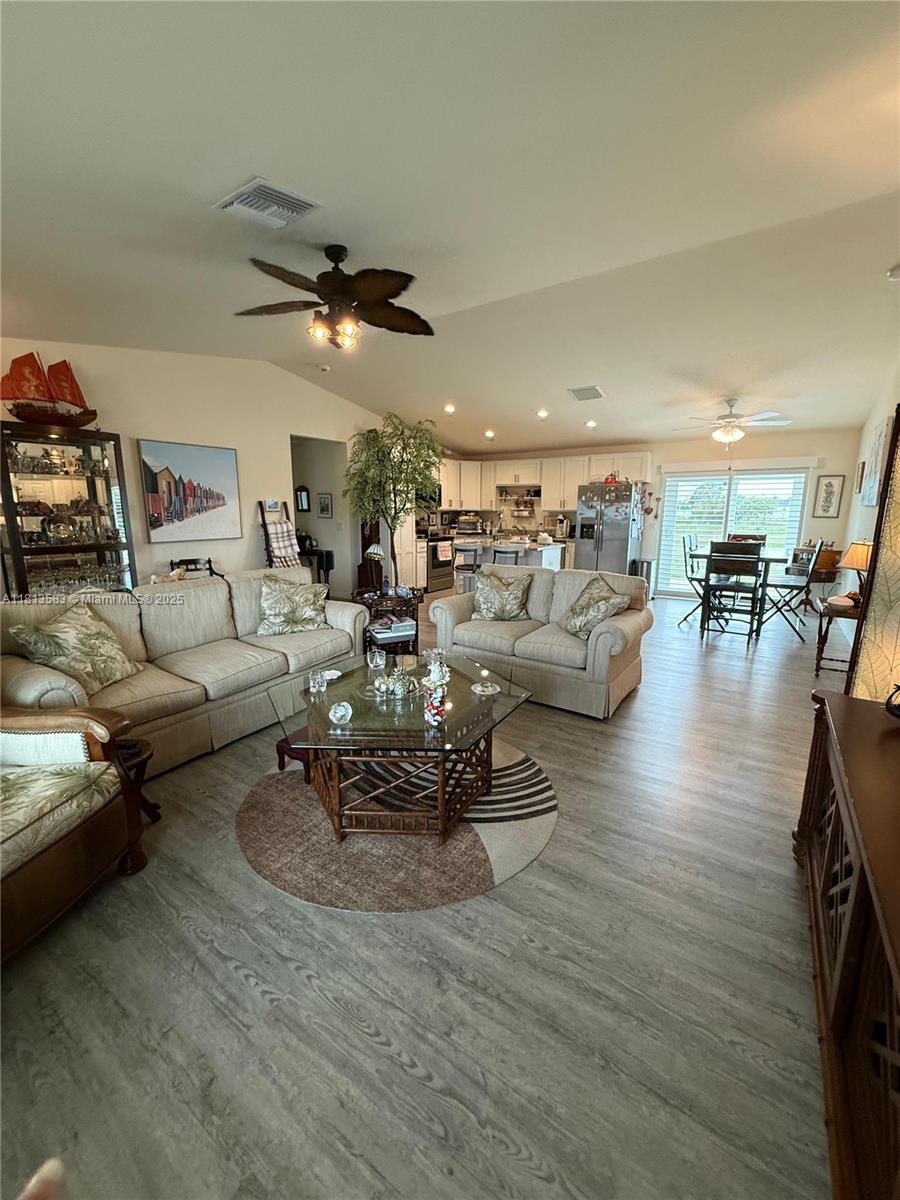3031 Cherry Ln, La Belle, Florida image 5