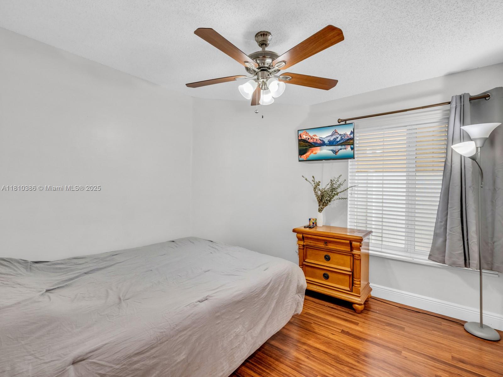2810 River Run Cir E, Miramar, Florida image 24