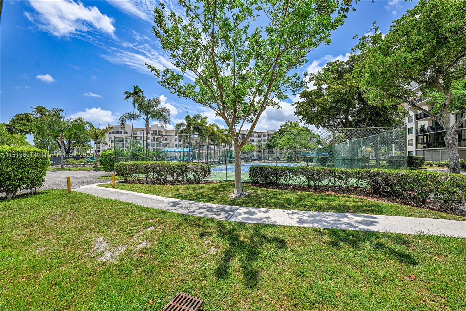 6195 Rock Island Rd #215, Tamarac, Florida image 1