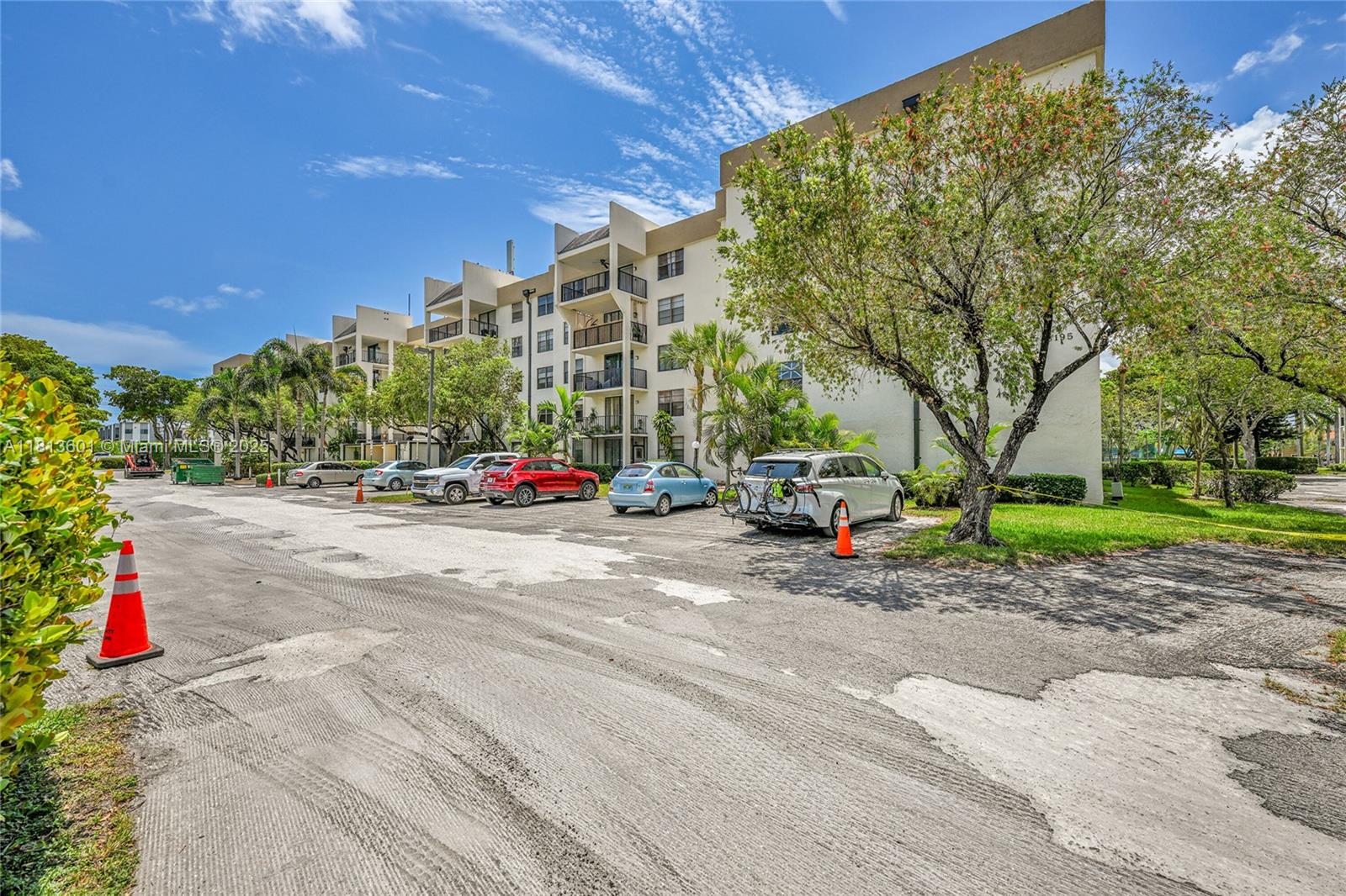6195 Rock Island Rd #215, Tamarac, Florida image 3