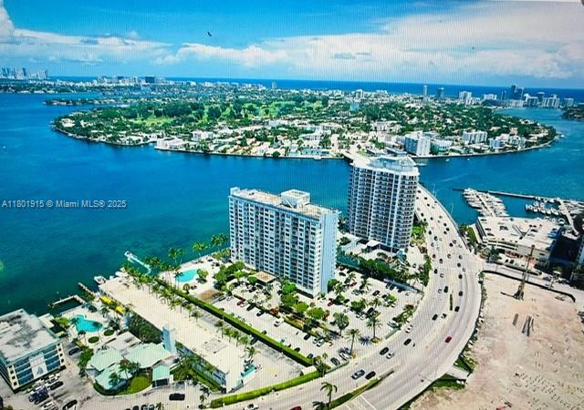 1865 79th St #12G, North Bay Village, Florida image 1