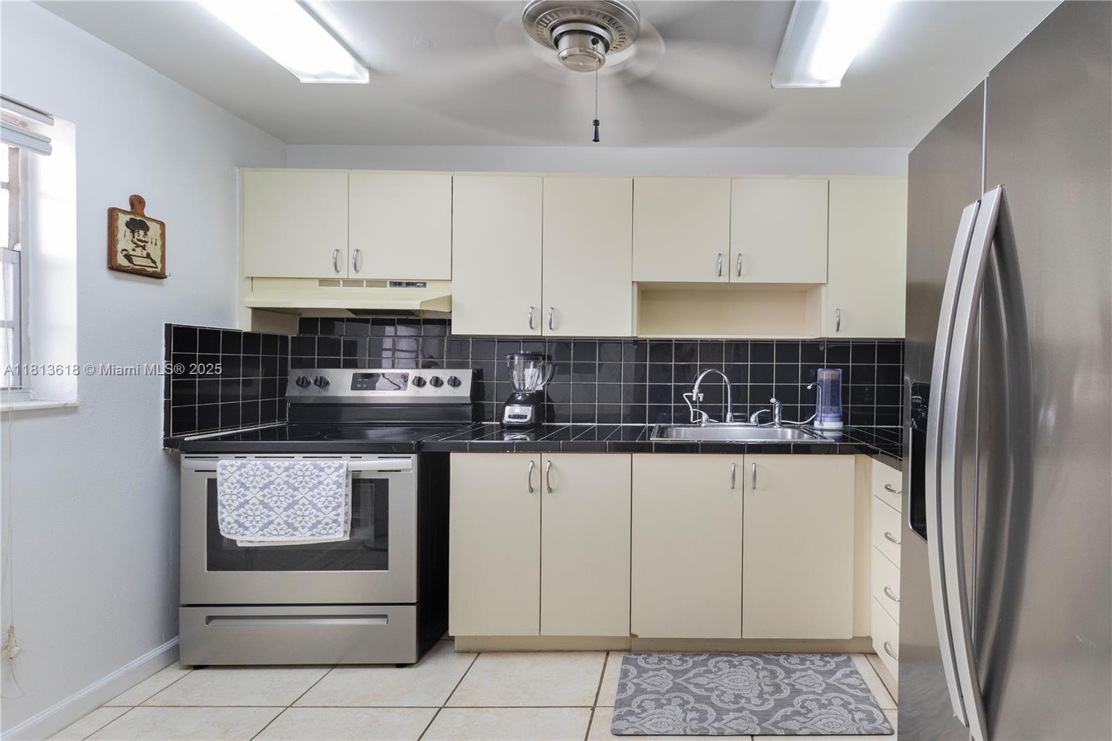 Property photo # 9