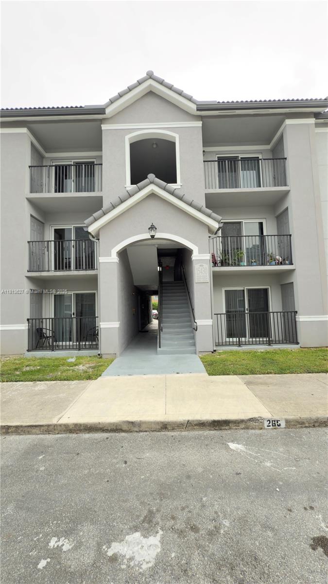 Property photo # 0