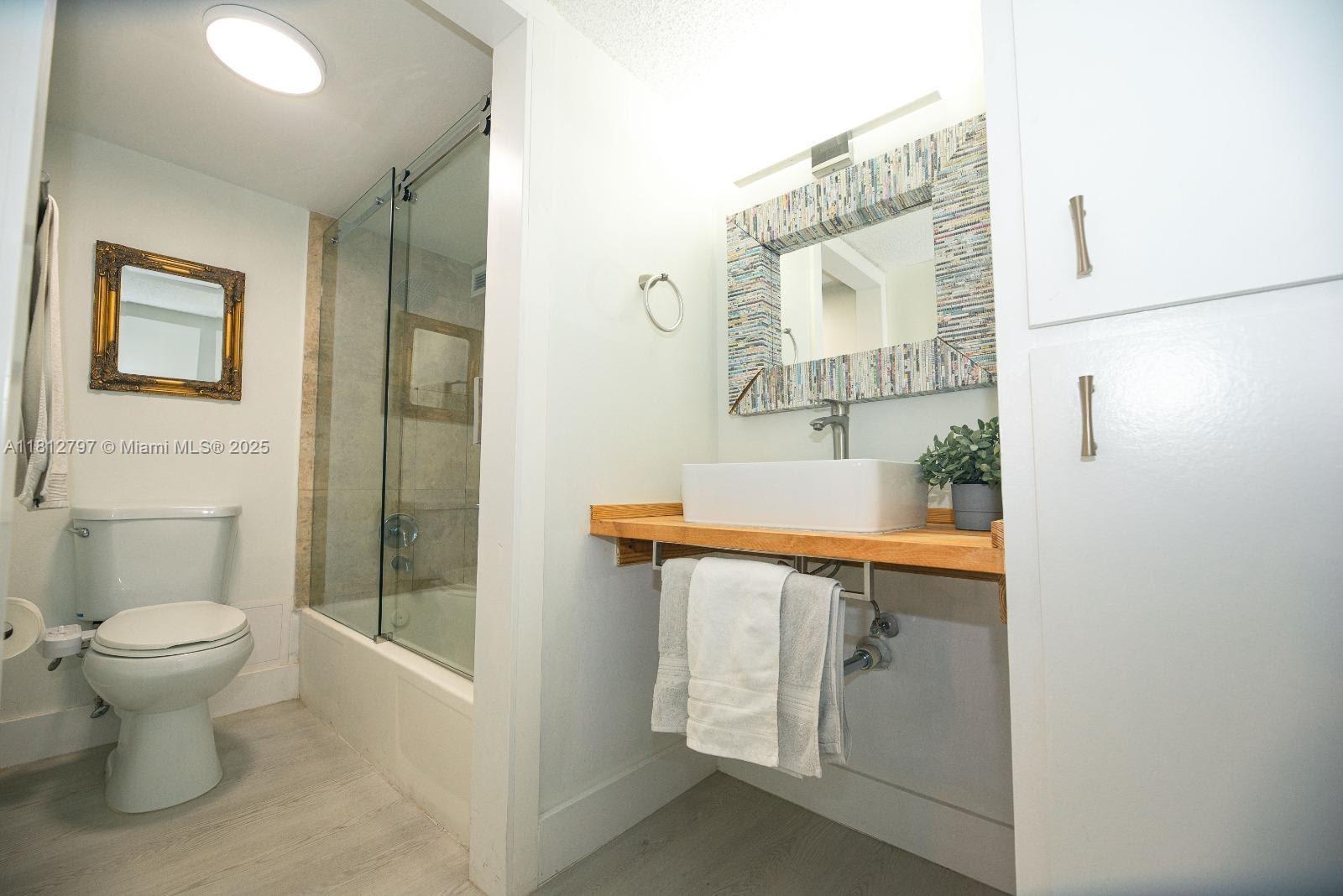 17021 N Bay Rd #207, Sunny Isles Beach, Florida image 9