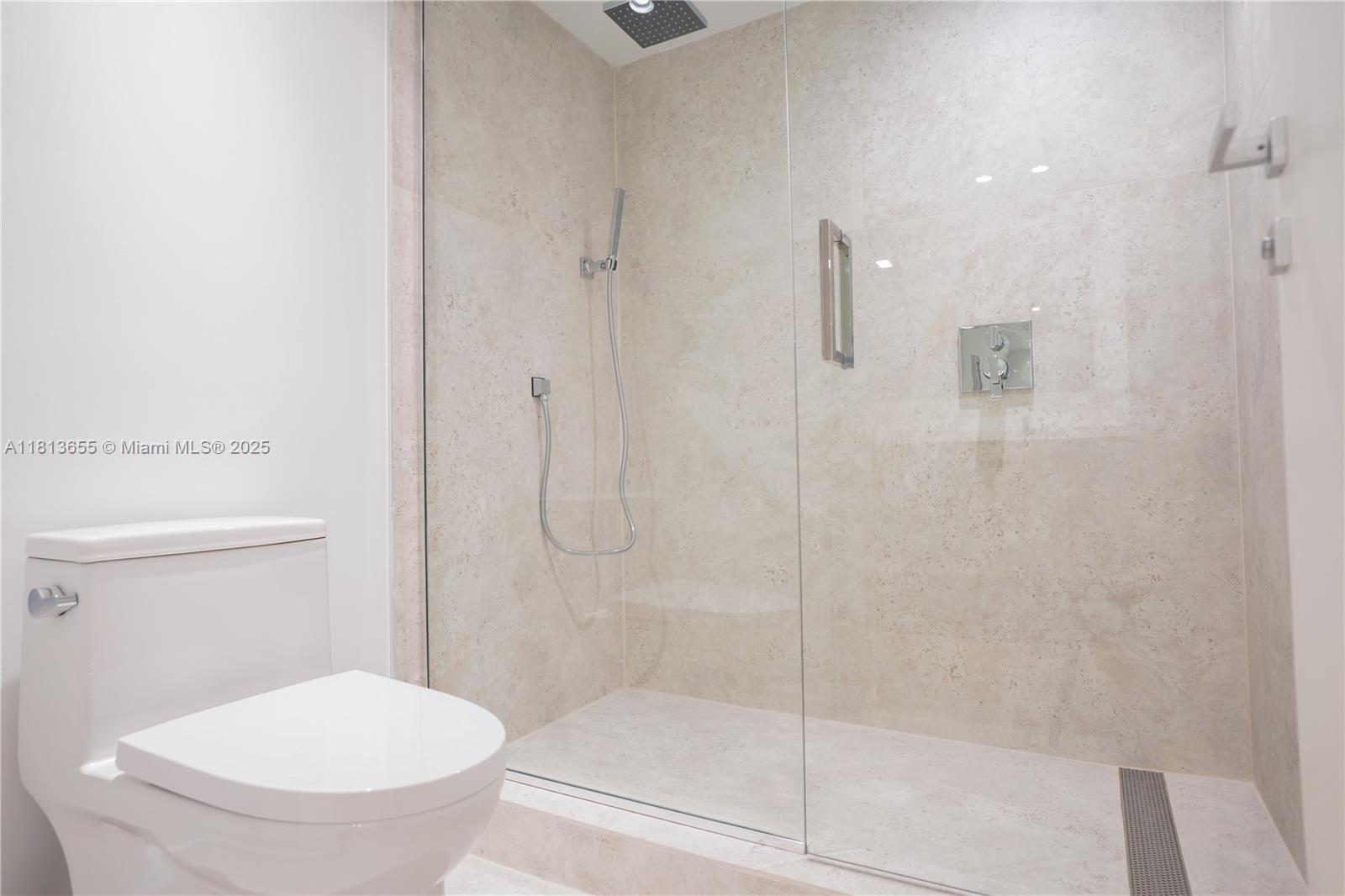 10250 Collins Avenue #209, Bal Harbour, Florida image 9