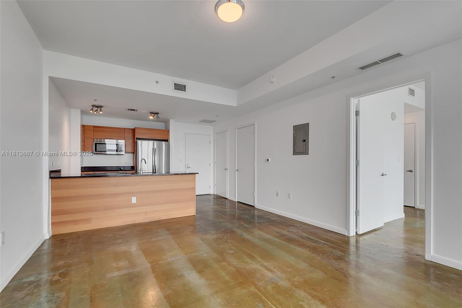 Property photo # 7