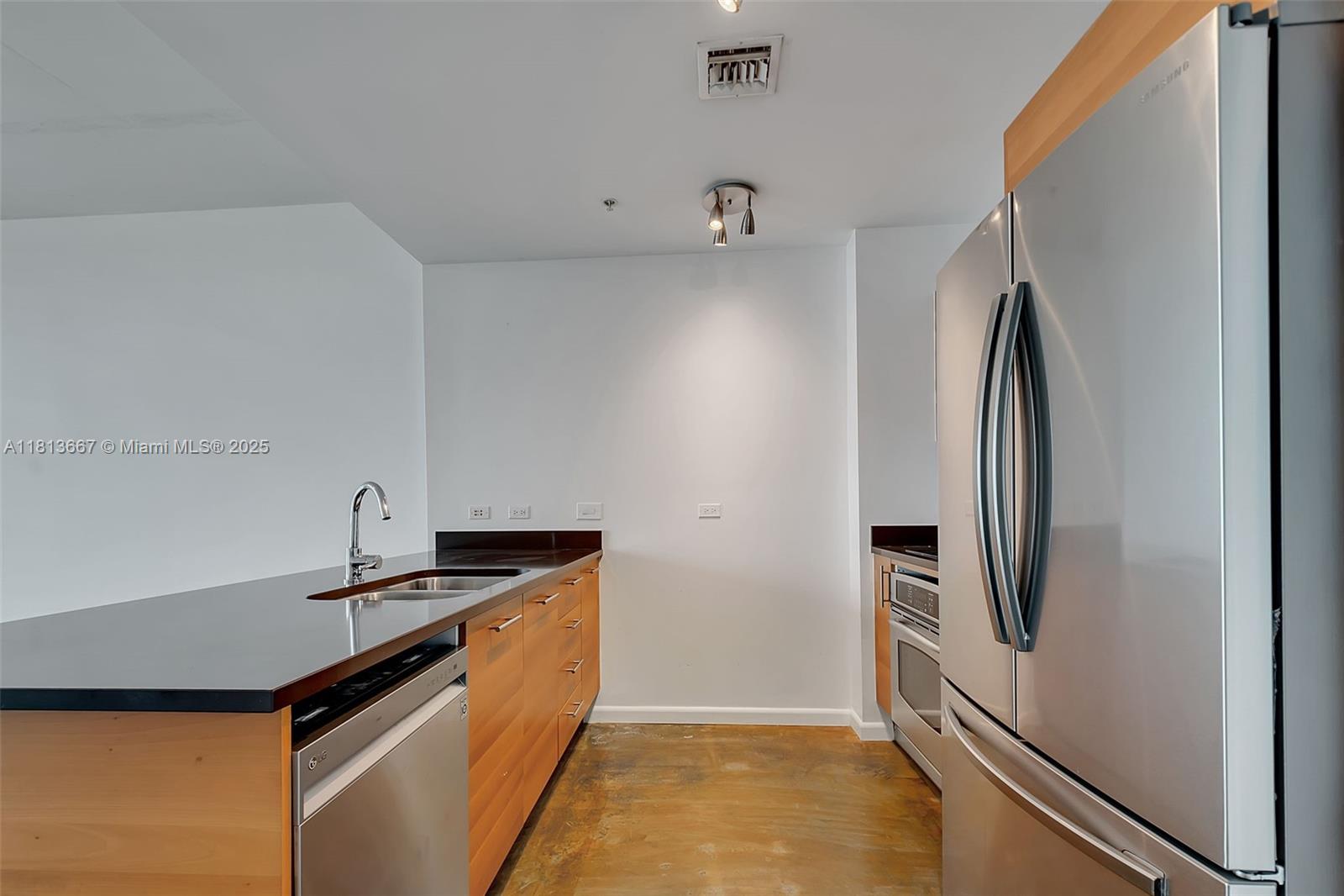 Property photo # 5