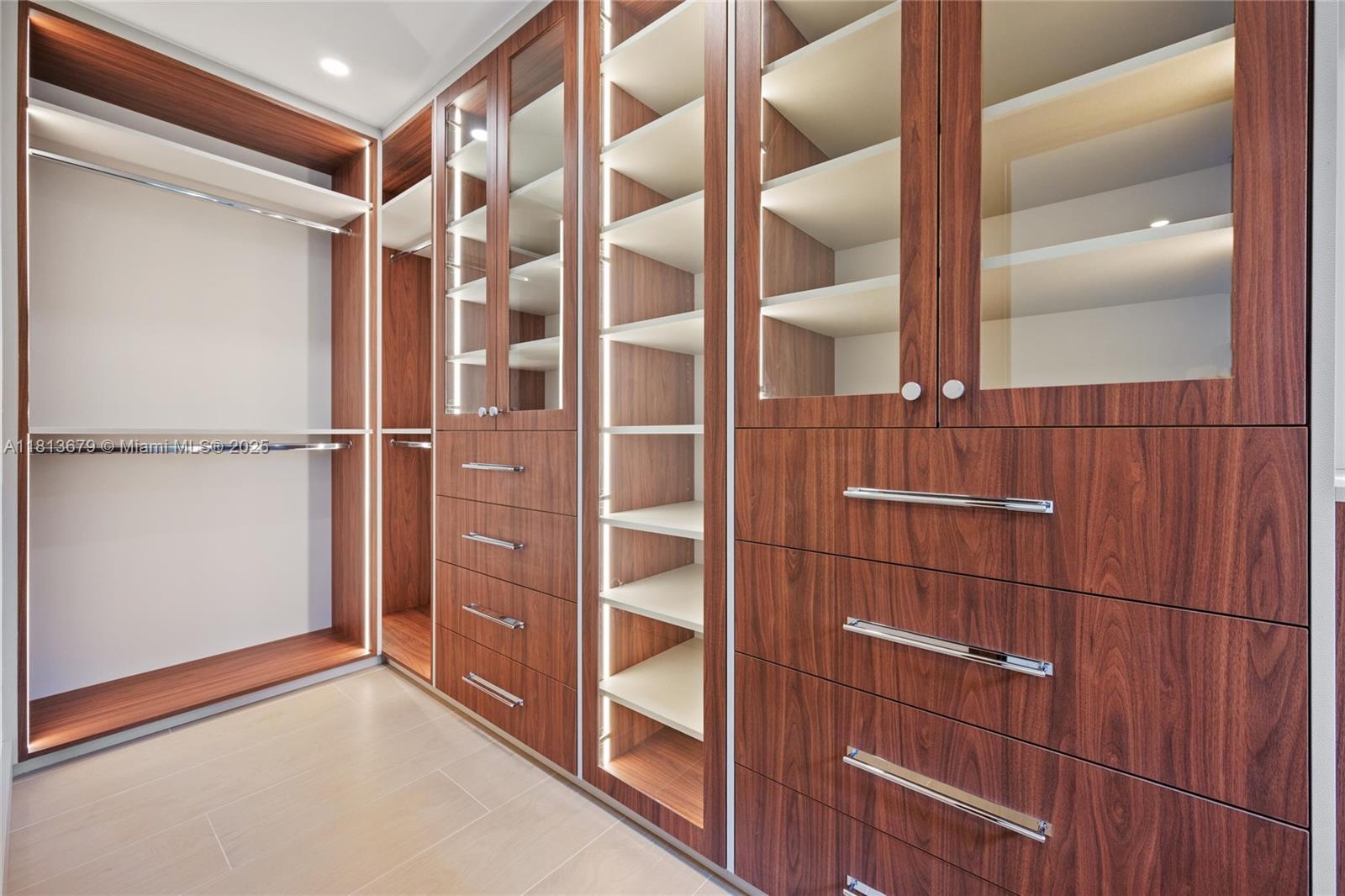 1320 Alhambra Cir, Coral Gables, Florida image 12