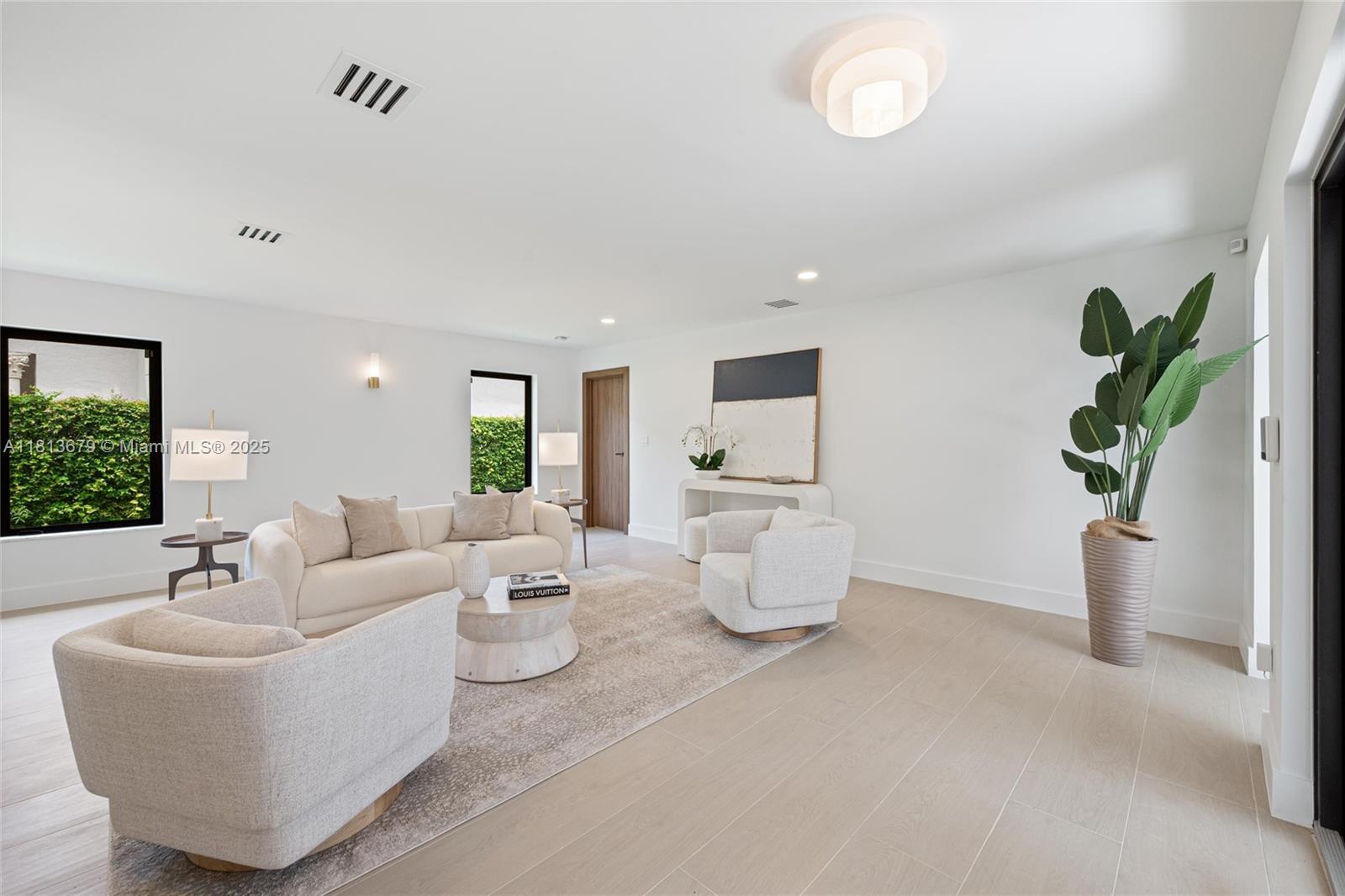 1320 Alhambra Cir, Coral Gables, Florida image 4
