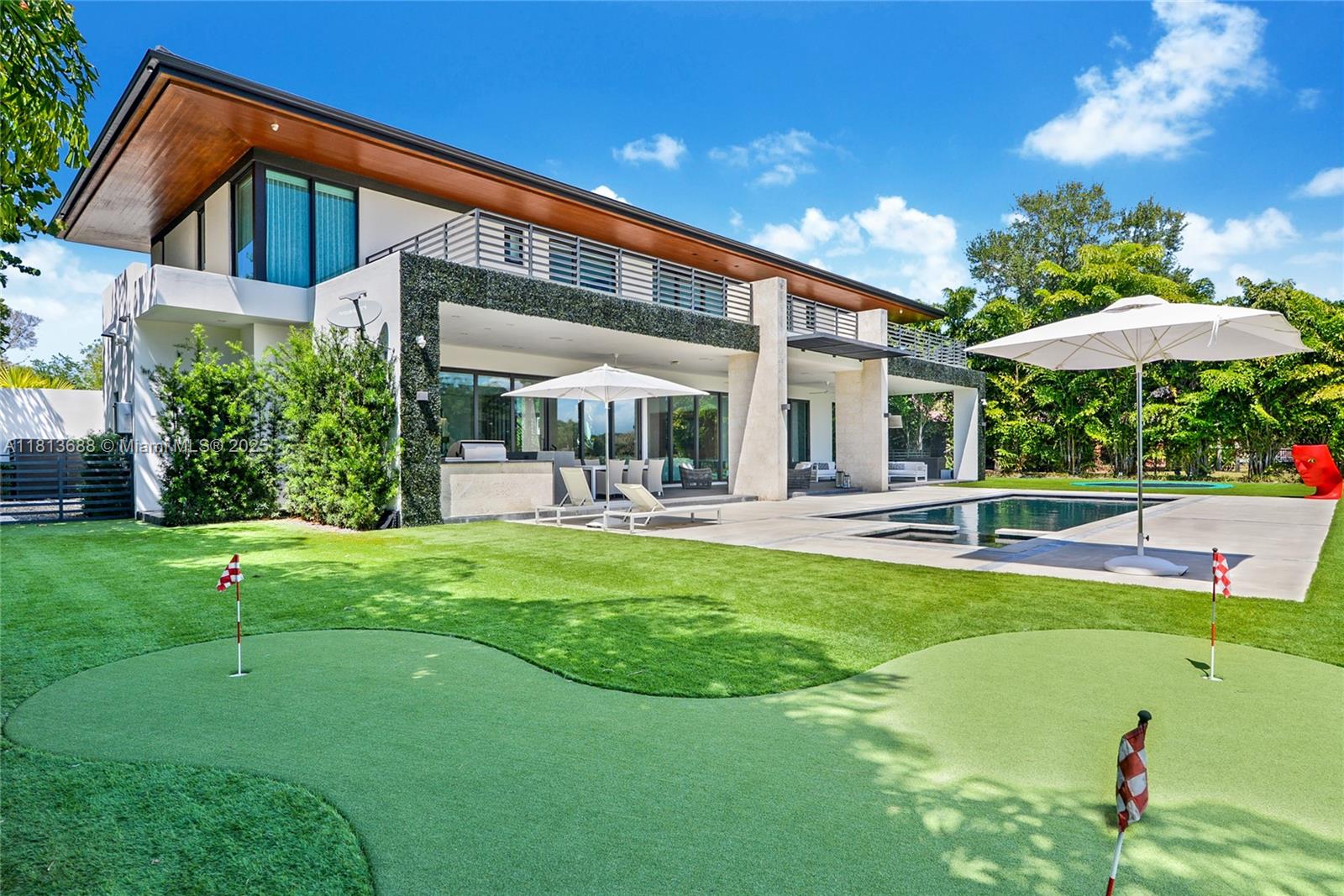 Property photo # 0