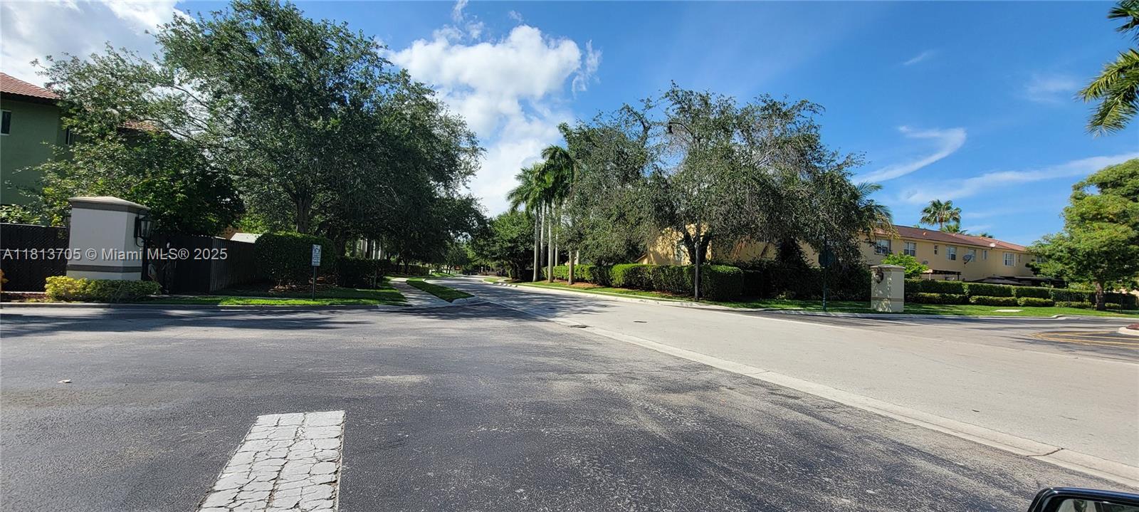 2501 NE 41st Ter, Homestead, Florida image 35