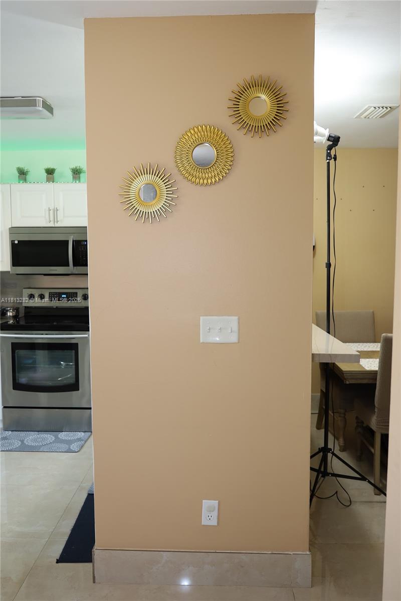 20816 NW 2nd St, Pembroke Pines, Florida image 15