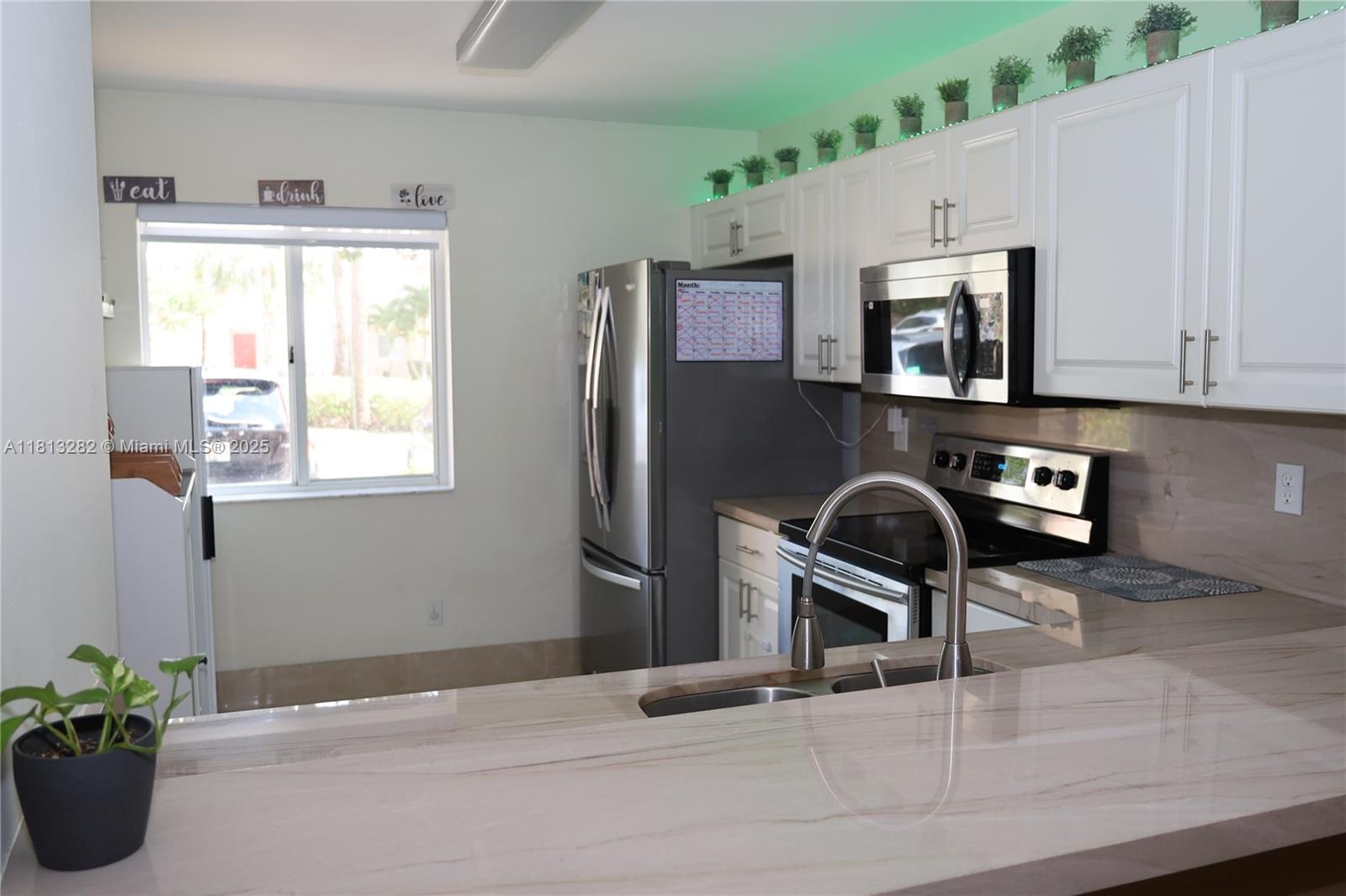 20816 NW 2nd St, Pembroke Pines, Florida image 18