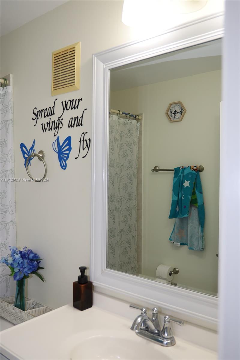 20816 NW 2nd St, Pembroke Pines, Florida image 37