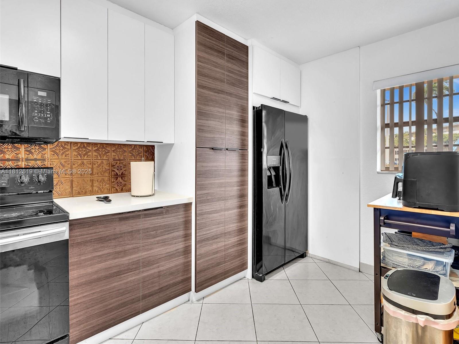 Property photo # 2