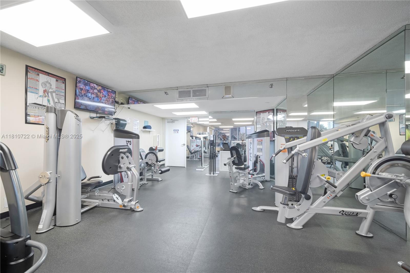 3530 Mystic Pointe Dr #2102, Aventura, Florida image 23