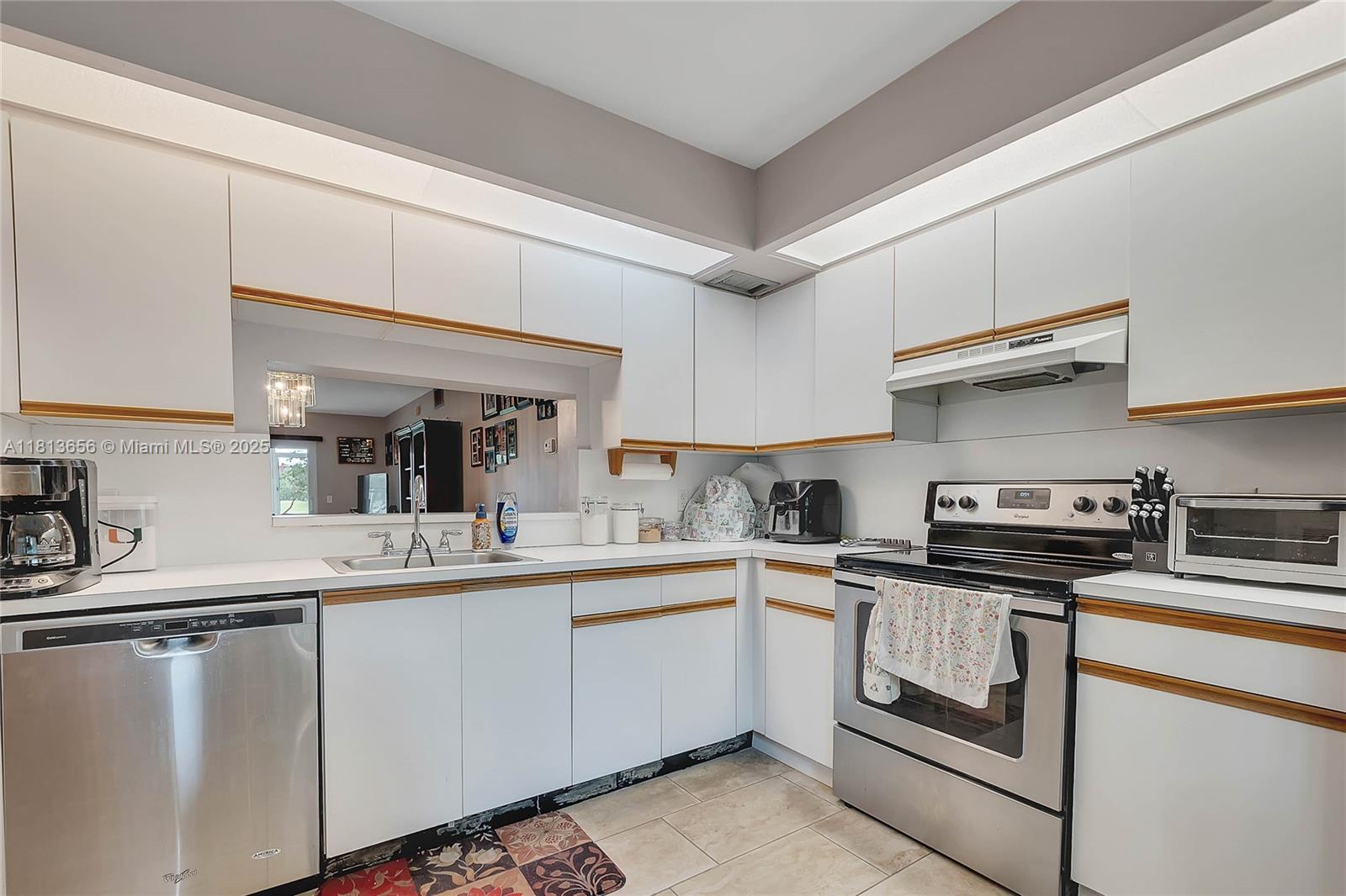 1300 SW 125th Ave #108K, Pembroke Pines, Florida image 7