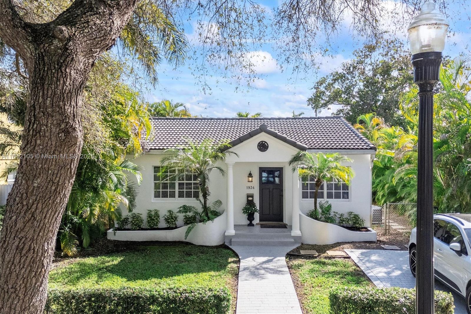 1934 Jefferson Street, Hollywood, Florida image 1