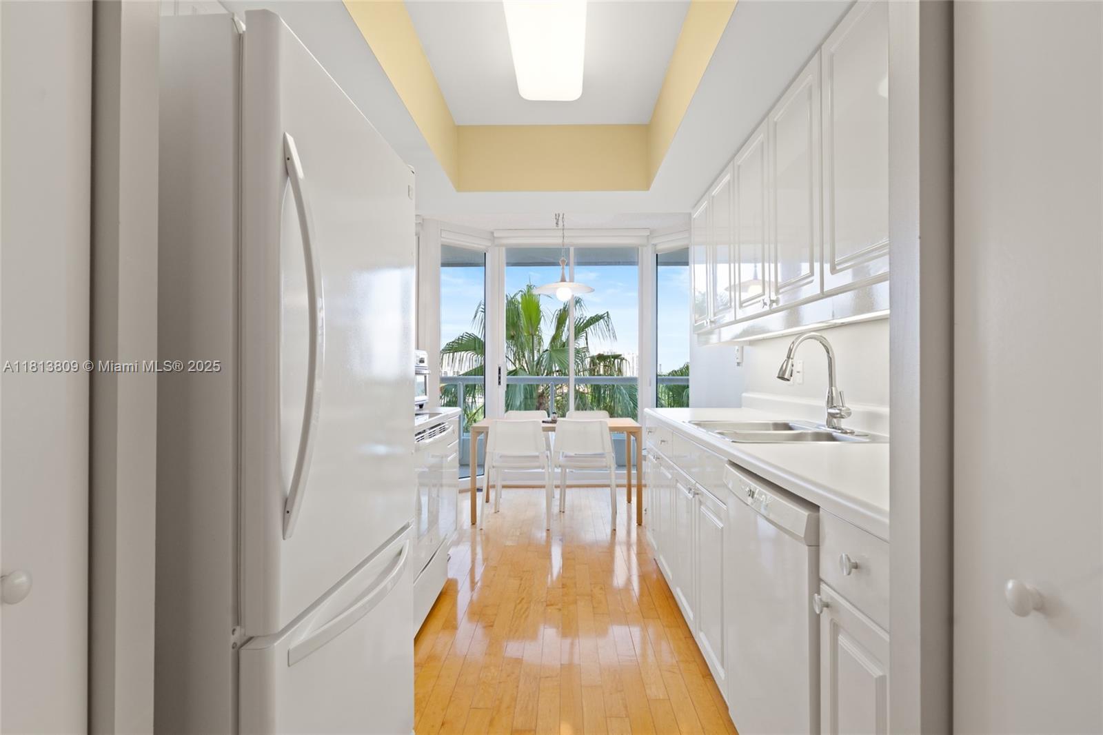 21205 Yacht Club Dr #707, Aventura, Florida image 12