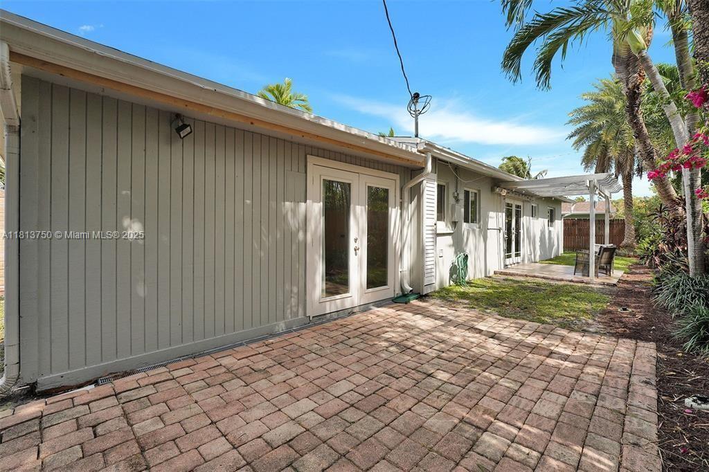 928 NE 18th Ct, Fort Lauderdale, Florida image 30