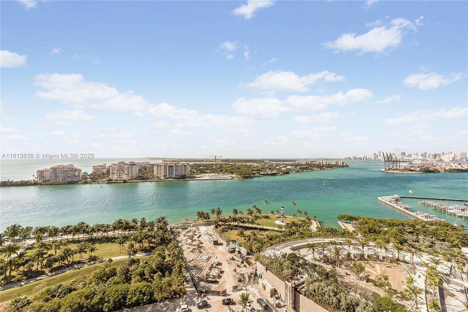 300 S Pointe Dr #2103, Miami Beach FL 33139
