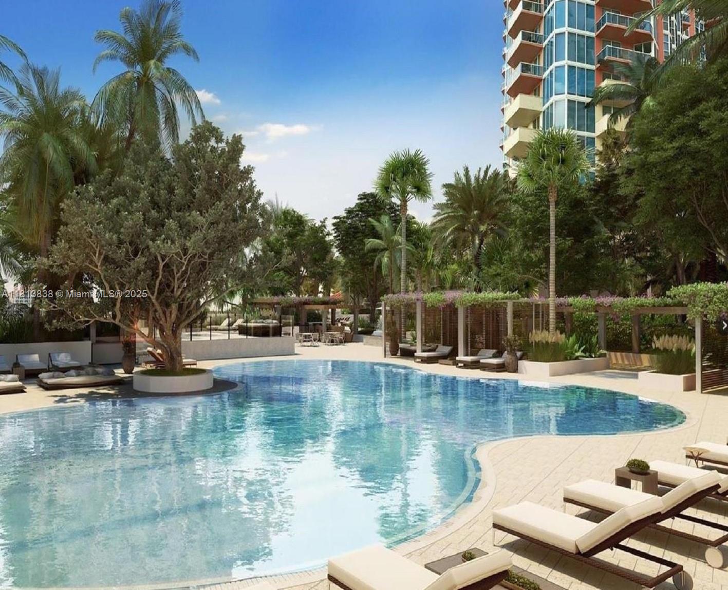 300 S Pointe Dr #2103, Miami Beach FL 33139