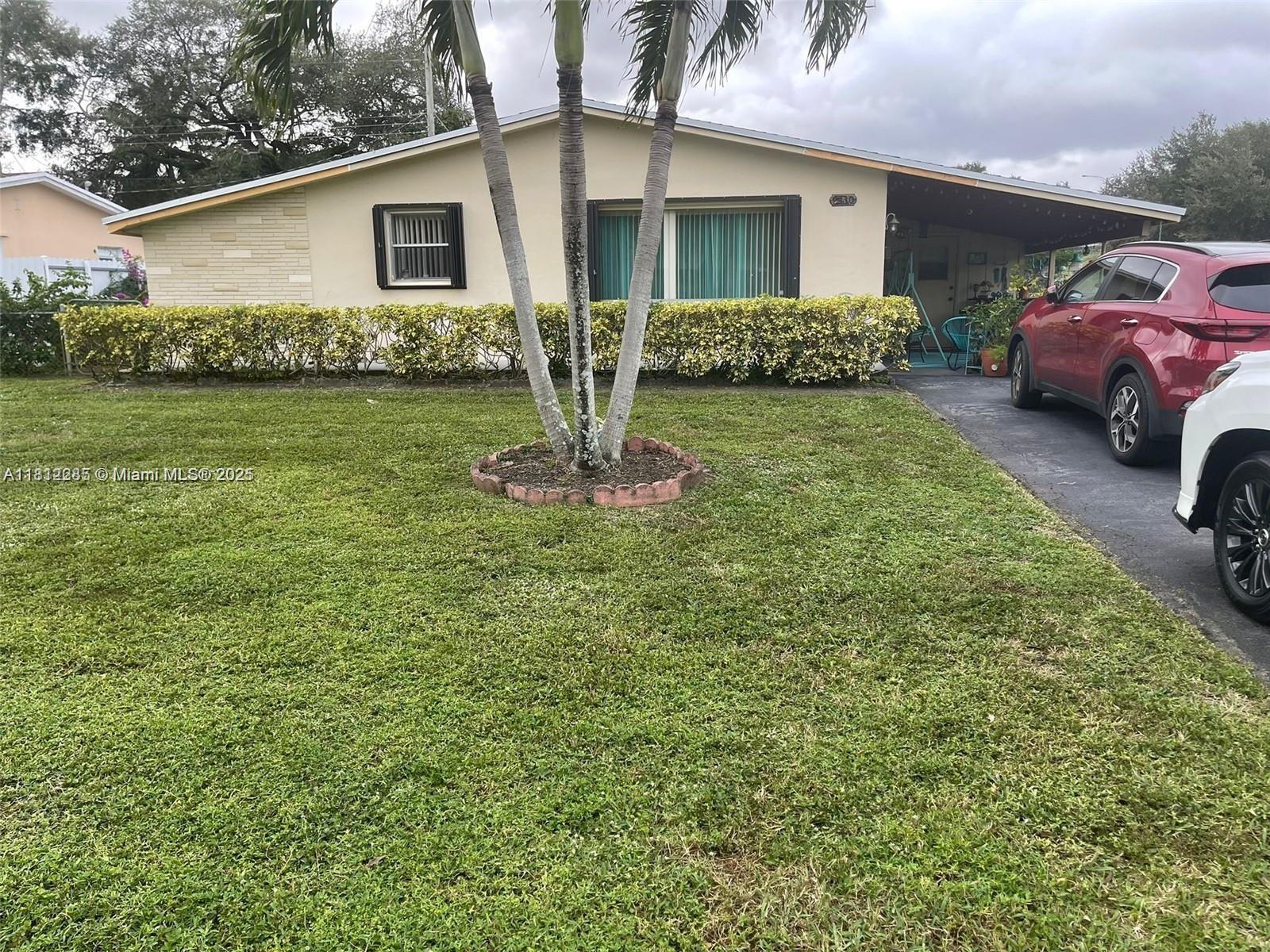 2430 N 61st Ter, Hollywood, Florida image 1