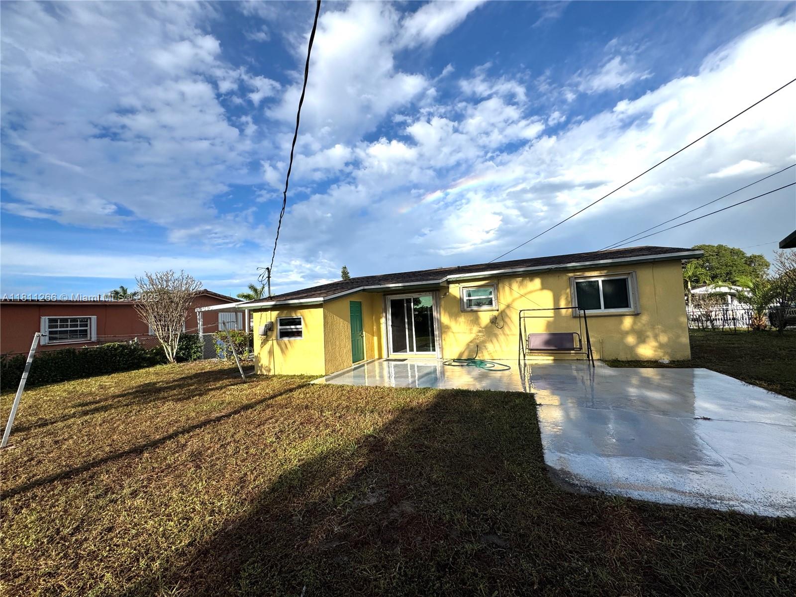20420 NW 24th Ct, Miami Gardens, Florida image 2