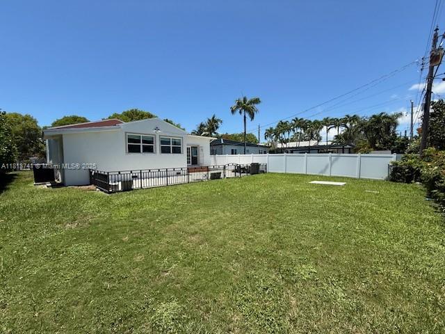 1525 SW 18th St, Miami, Florida image 16