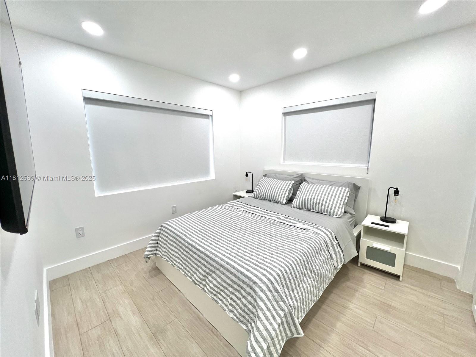 1451 NE 155th Ter, North Miami Beach, Florida image 18