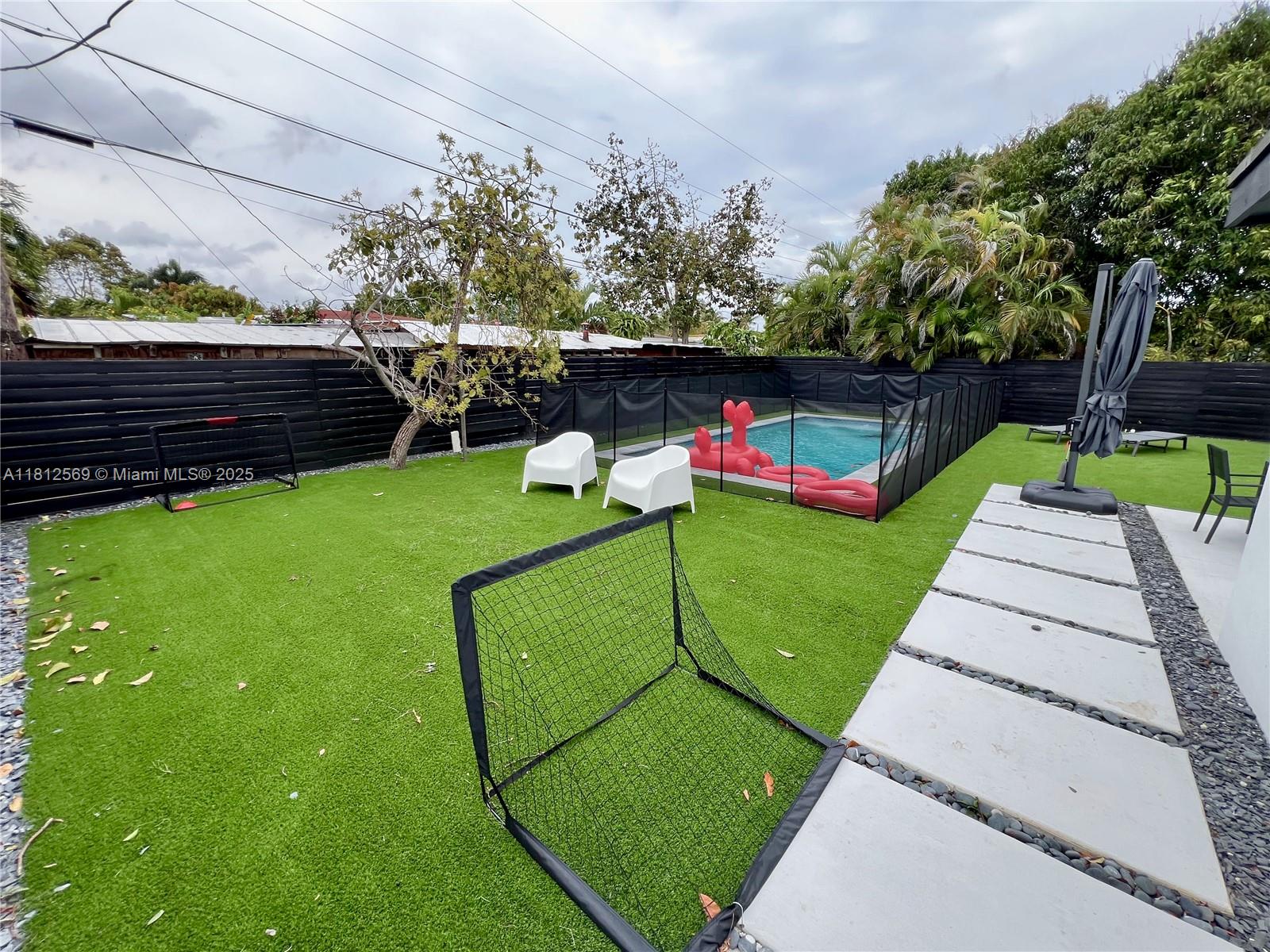 1451 NE 155th Ter, North Miami Beach, Florida image 29