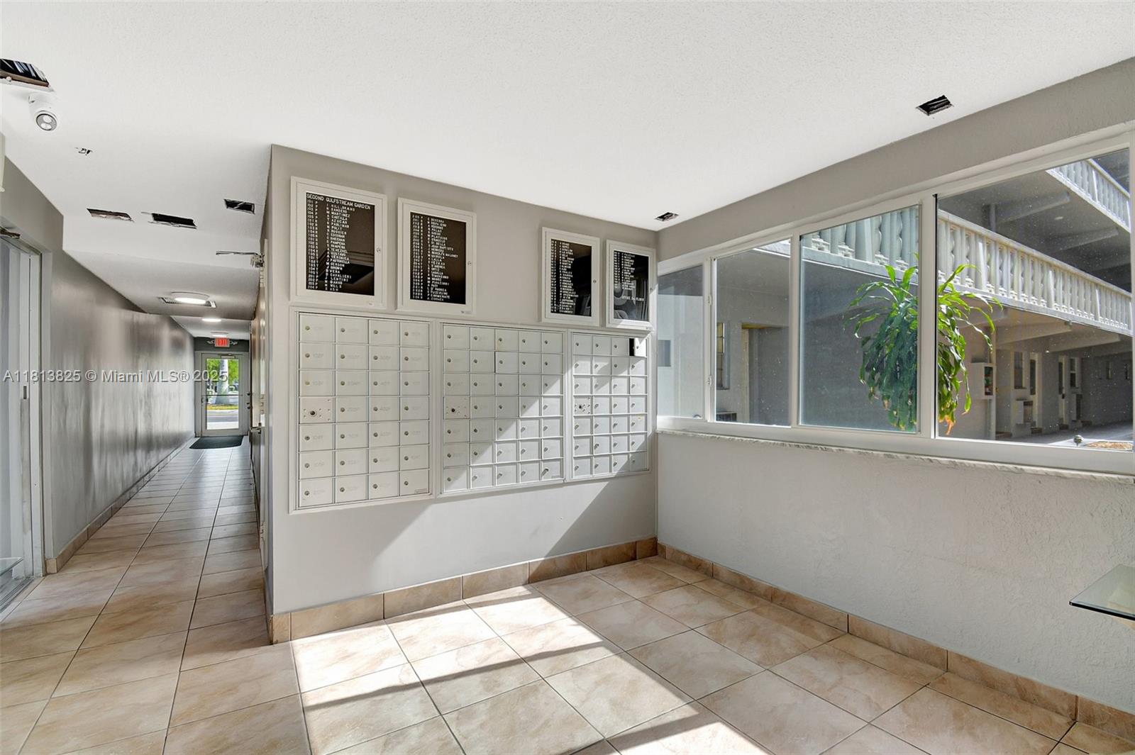 329 SE 3rd St #103R, Hallandale Beach, Florida image 31