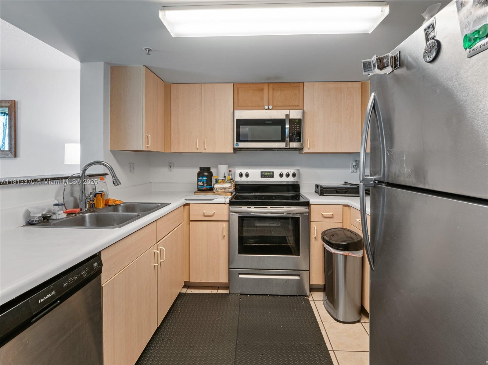 3000 Coral Way #815, Miami, Florida image 14