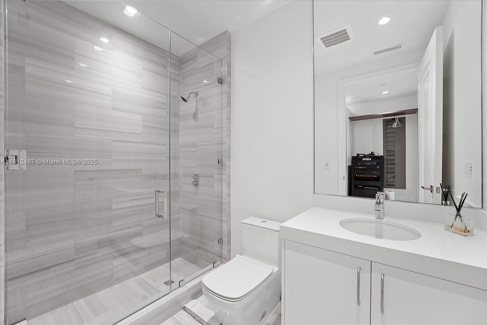 17901 Collins Ave #3004, Sunny Isles Beach, Florida image 30