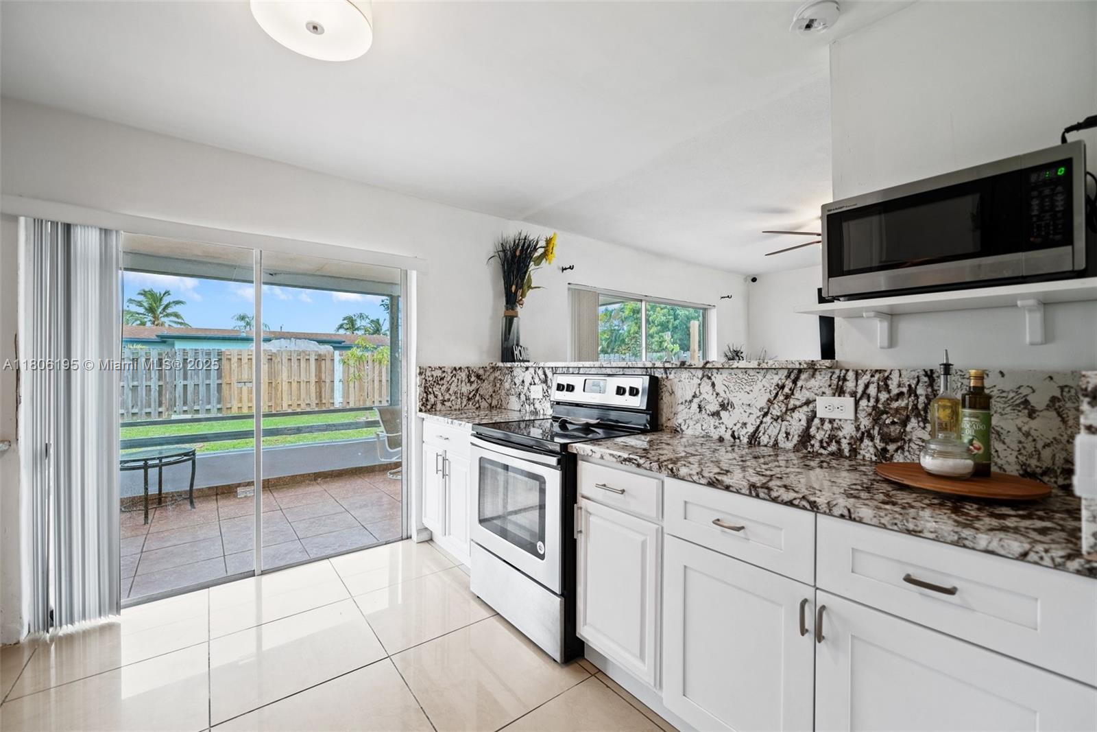 9331 NW 24th Pl, Sunrise, Florida image 11
