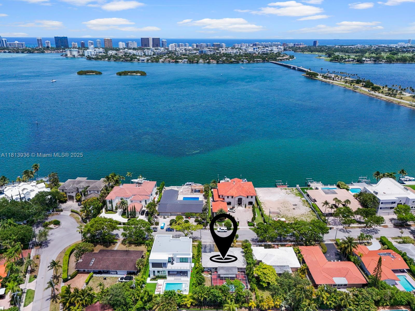 12480 Keystone Island Dr, North Miami, Florida image 3