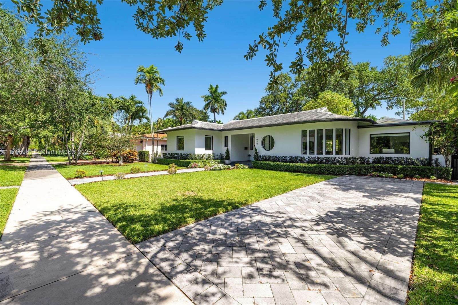 1060 NE 95th St, Miami Shores, Florida image 2