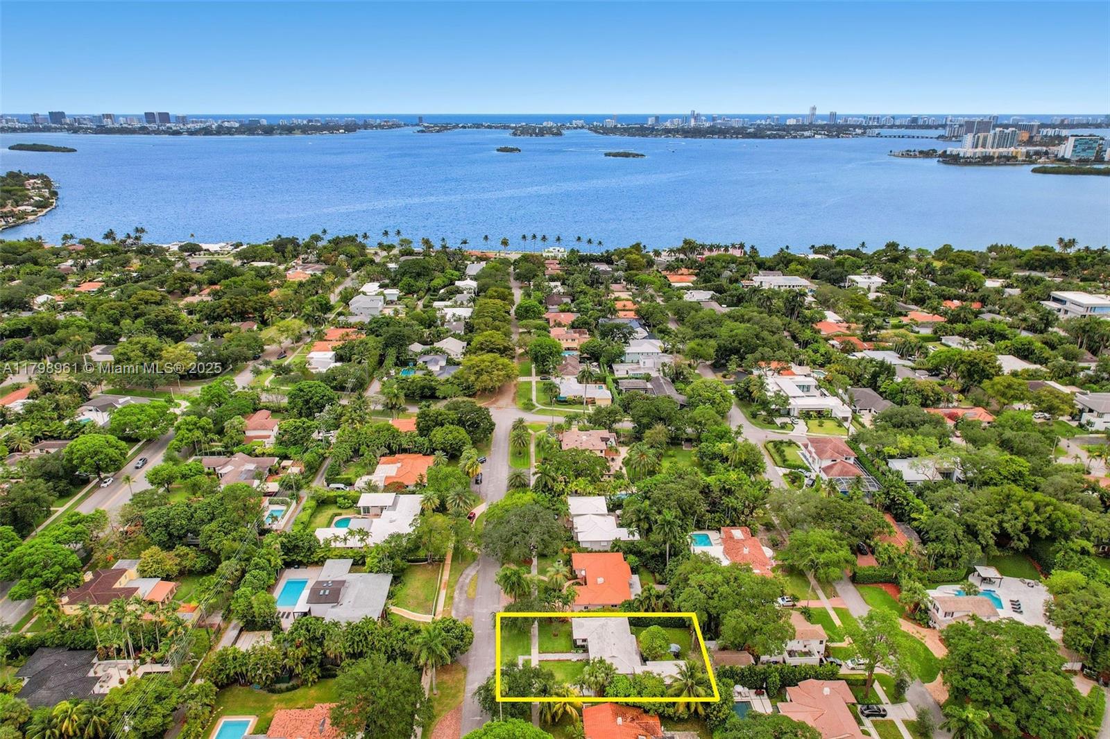 1060 NE 95th St, Miami Shores, Florida image 36