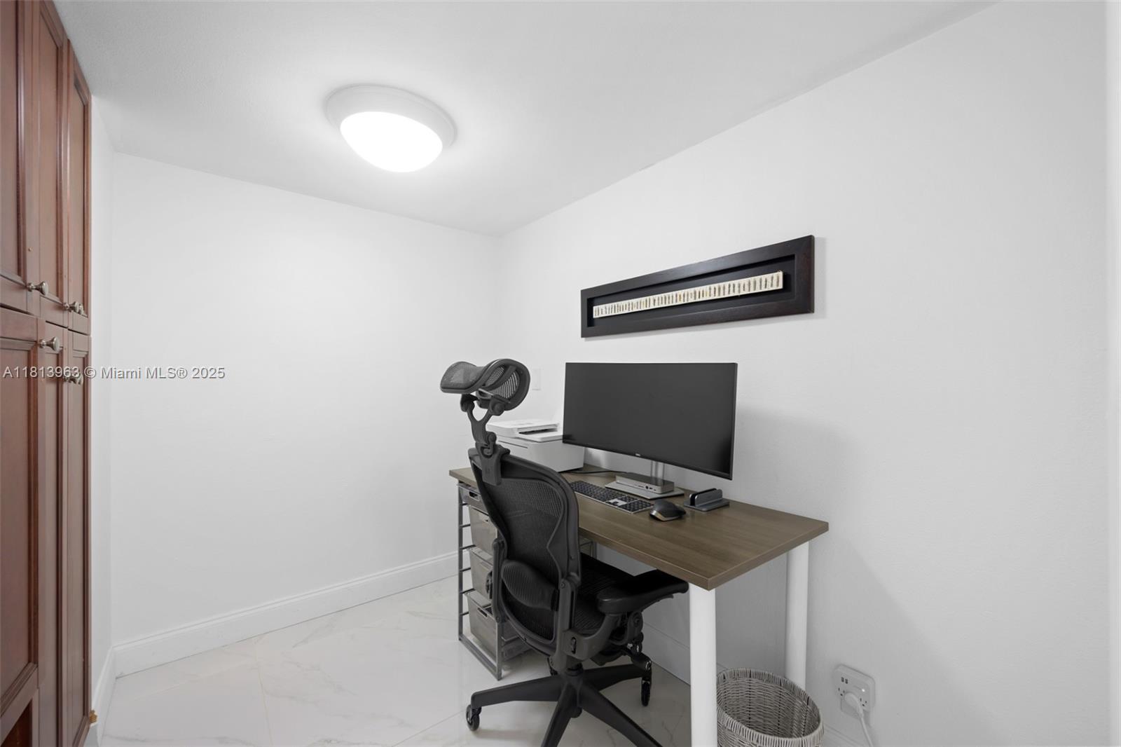 500 Three Islands Blvd #206, Hallandale Beach, Florida image 13